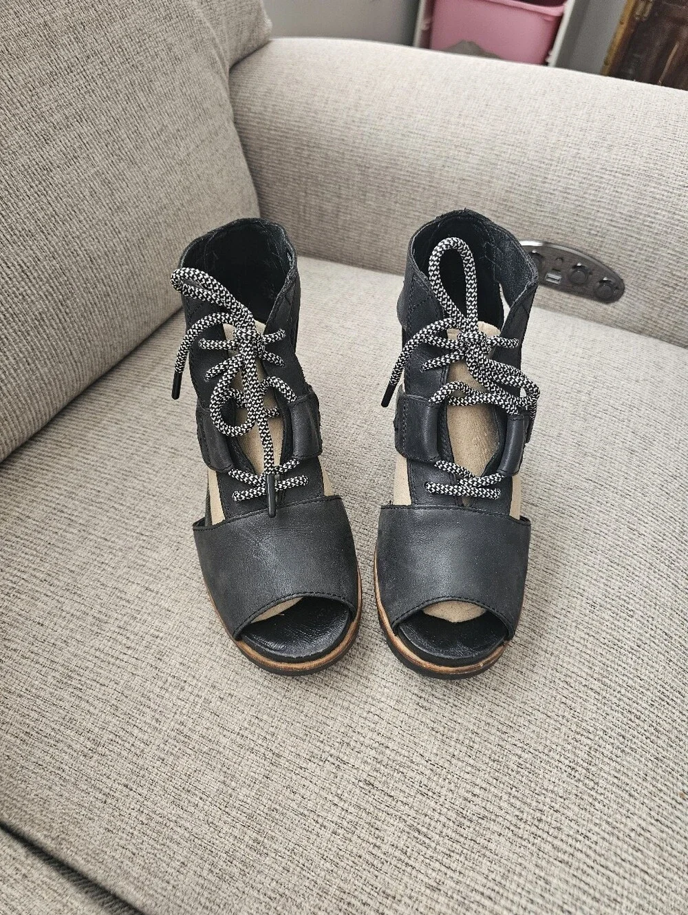 Sorel Women's Joanie Lace Wedge Size 9